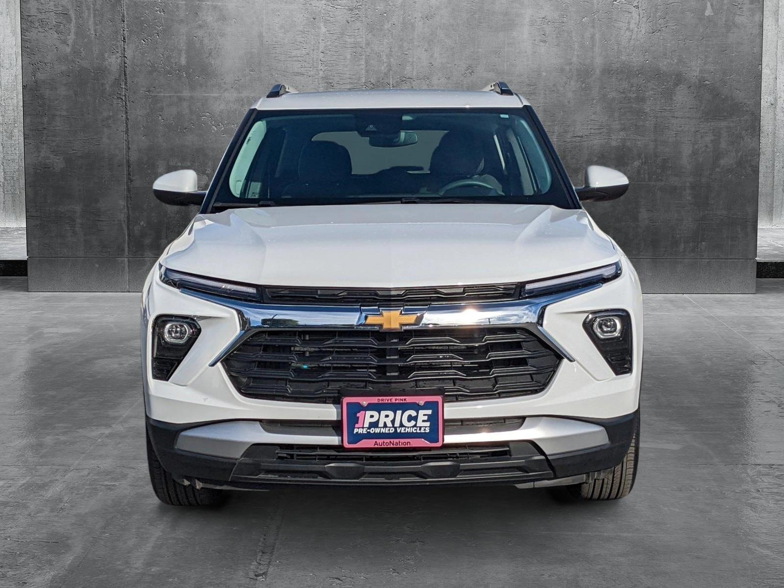 2024 Chevrolet Trailblazer Vehicle Photo in VALENCIA, CA 91355-1705