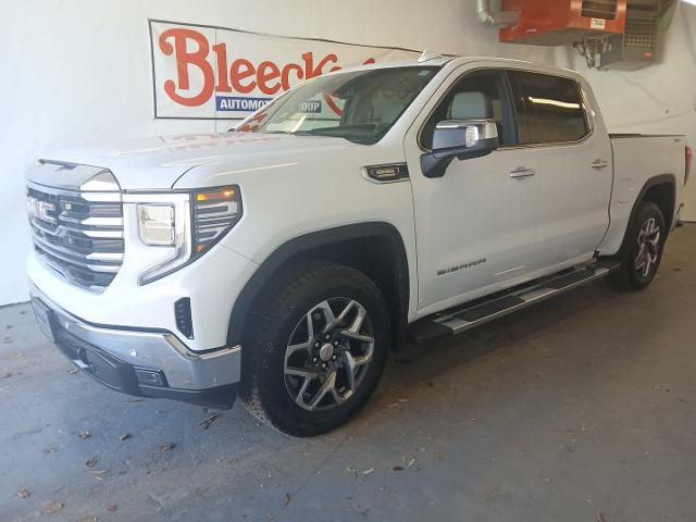 Used 2024 GMC Sierra 1500 SLT with VIN 3GTUUDE86RG119403 for sale in Red Springs, NC