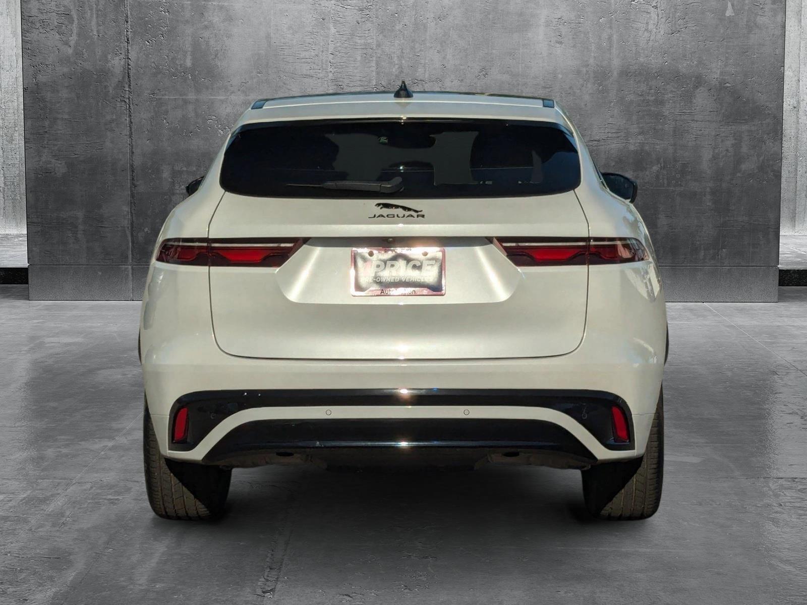 2024 Jaguar F-PACE Vehicle Photo in Sarasota, FL 34231