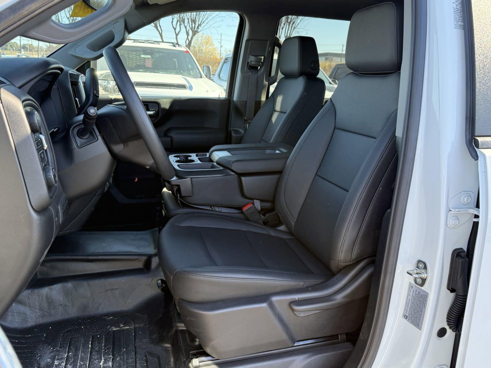 2024 Chevrolet Silverado 3500 HD Vehicle Photo in GEORGETOWN, TX 78626-7508