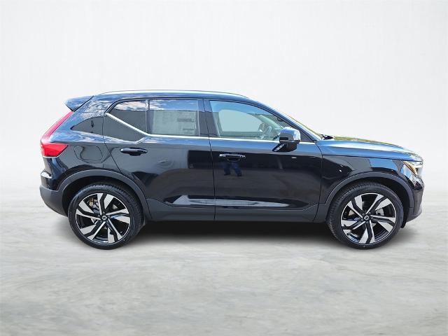 2024 Volvo XC40 Vehicle Photo in Houston, TX 77007