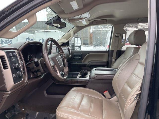 2015 GMC Sierra 3500HD available WiFi Vehicle Photo in MEDINA, OH 44256-9631