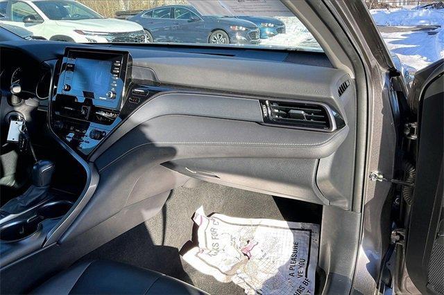 2022 Toyota Camry Vehicle Photo in INDEPENDENCE, MO 64055-1314