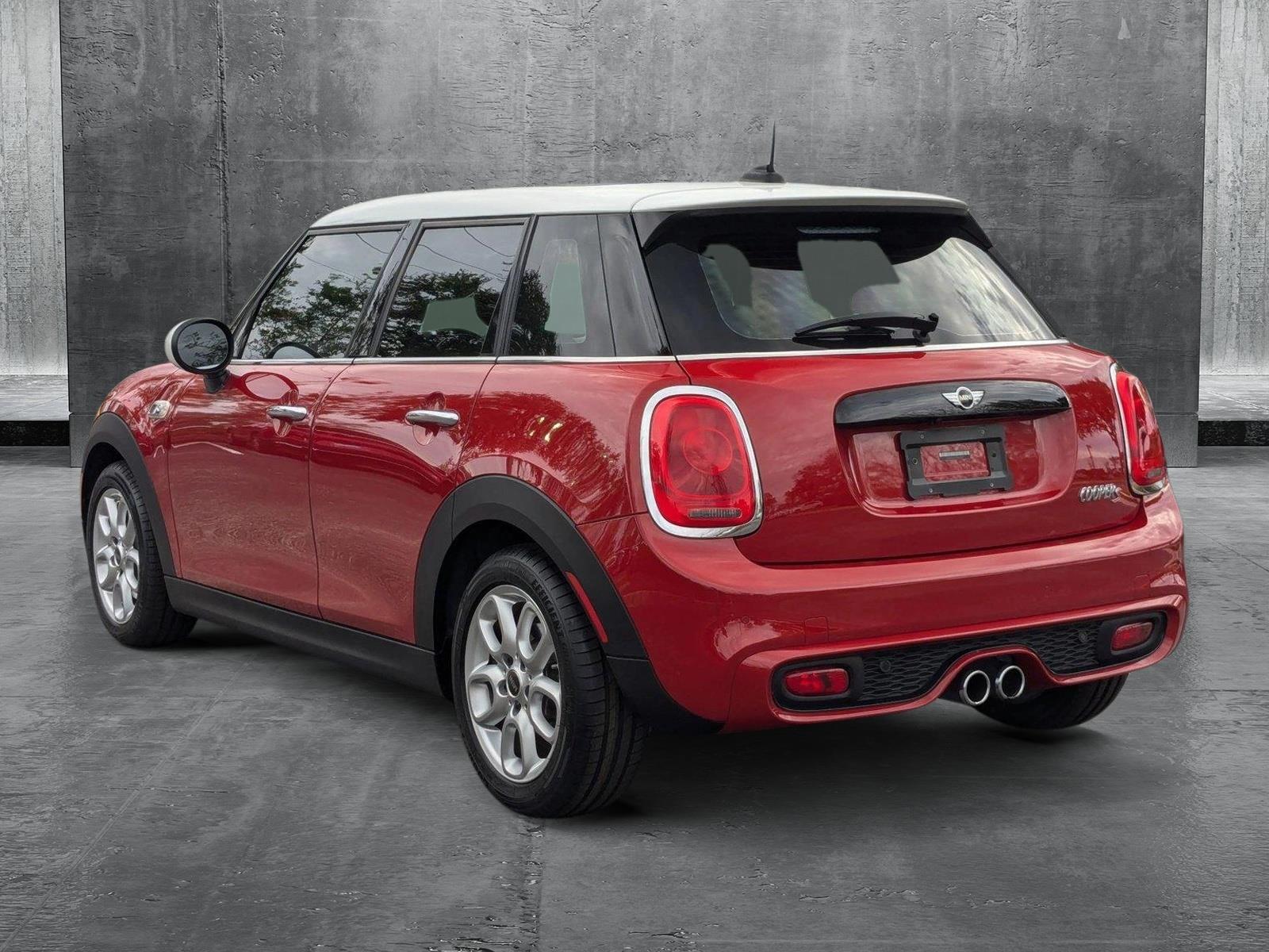 2018 MINI Cooper S Hardtop 4 Door Vehicle Photo in Sanford, FL 32771