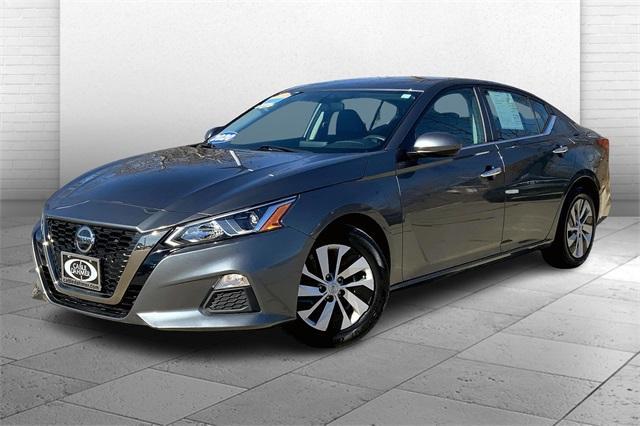 2020 Nissan Altima Vehicle Photo in KANSAS CITY, MO 64114-4545