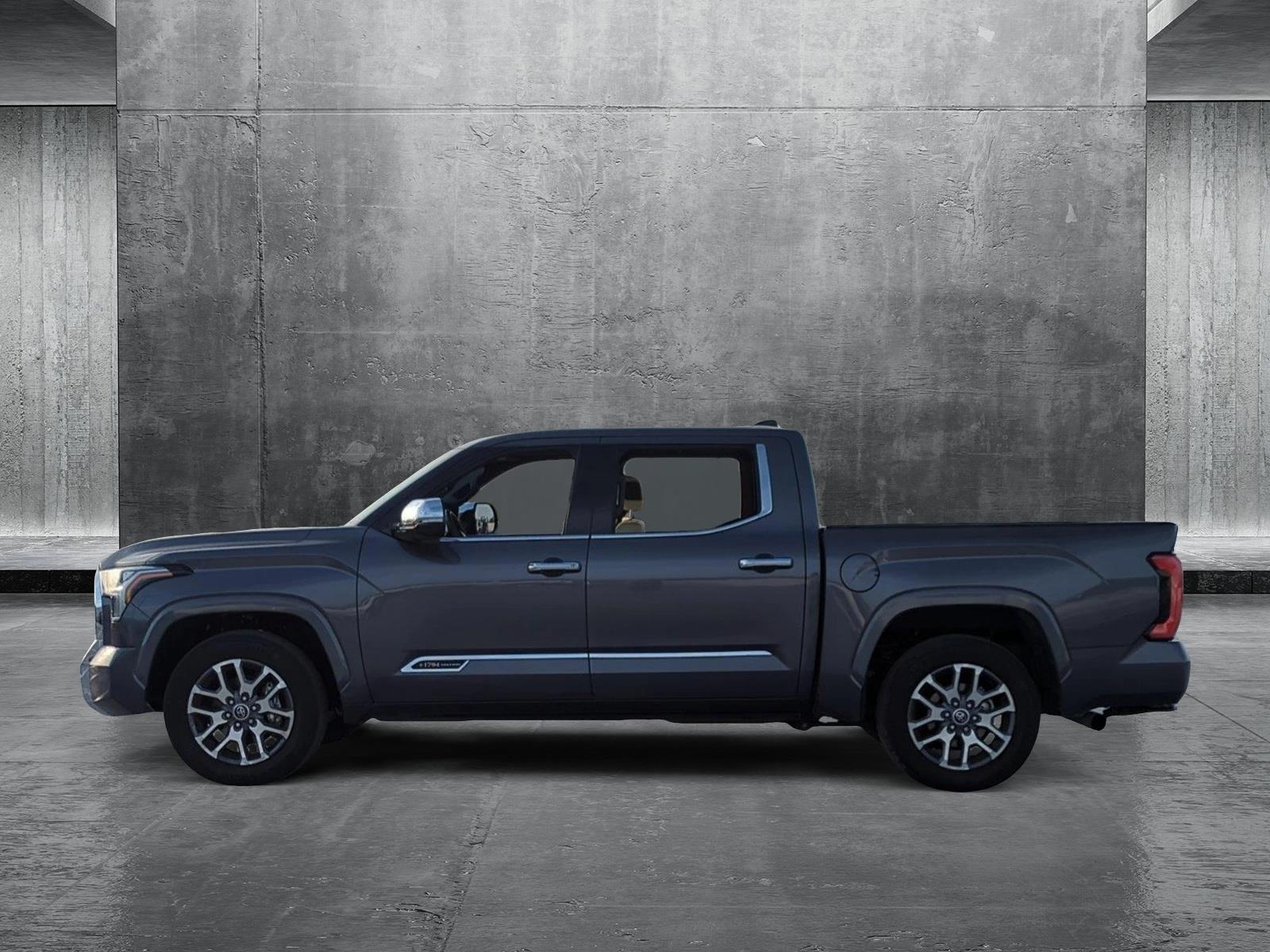 2022 Toyota Tundra 2WD Vehicle Photo in Ft. Myers, FL 33907