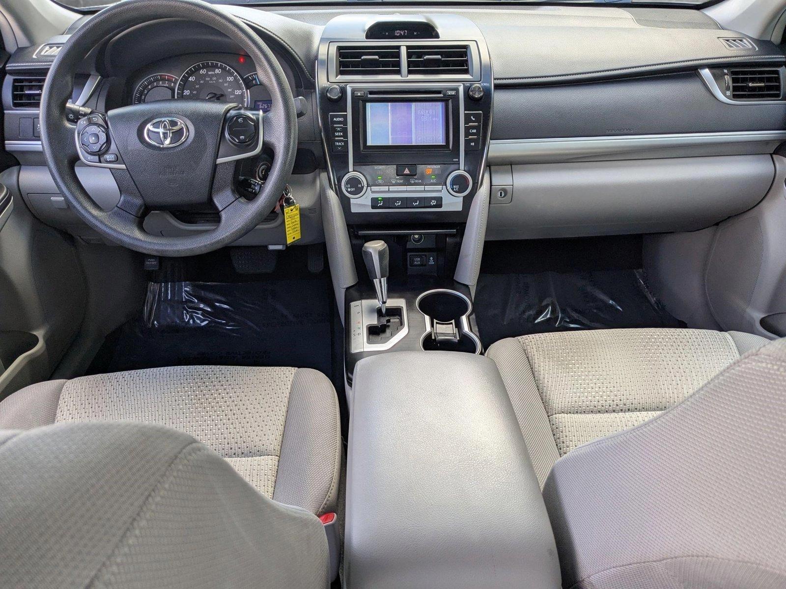 2013 Toyota Camry Vehicle Photo in PEMBROKE PINES, FL 33024-6534