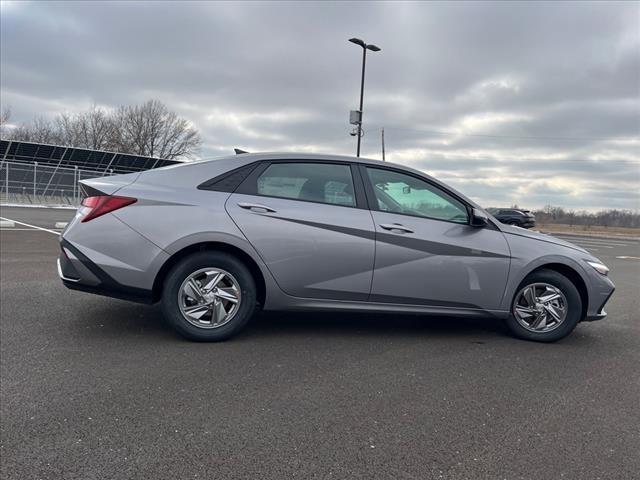 2025 Hyundai ELANTRA Vehicle Photo in Shiloh, IL 62269