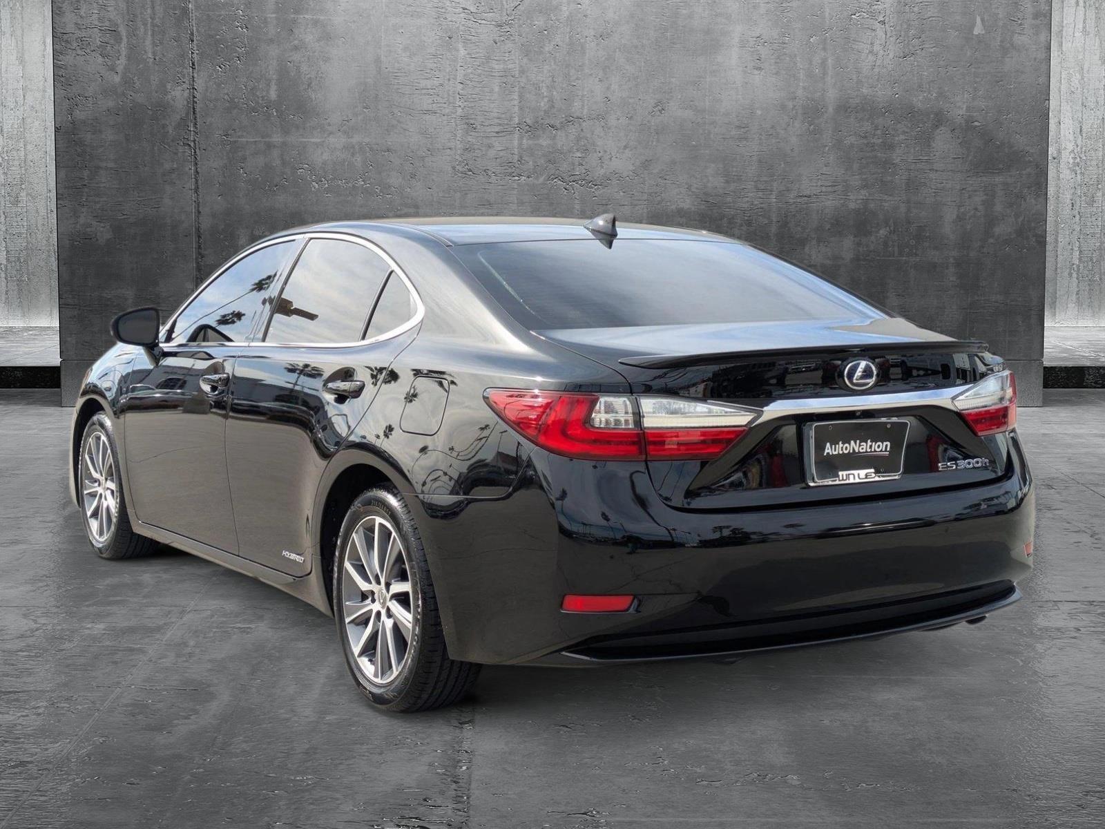 2016 Lexus ES 300h Vehicle Photo in Tustin, CA 92782