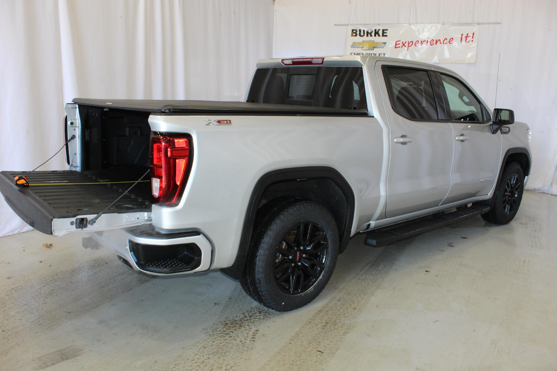 2021 GMC Sierra 1500 Vehicle Photo in NORTHAMPTON, MA 01060-1120