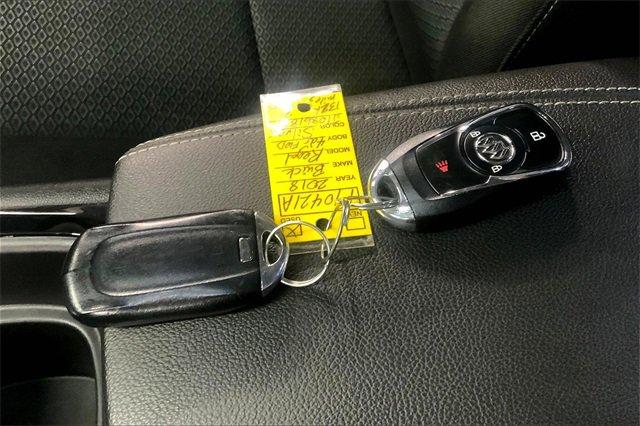 2018 Buick Regal Sportback Vehicle Photo in TOPEKA, KS 66609-0000