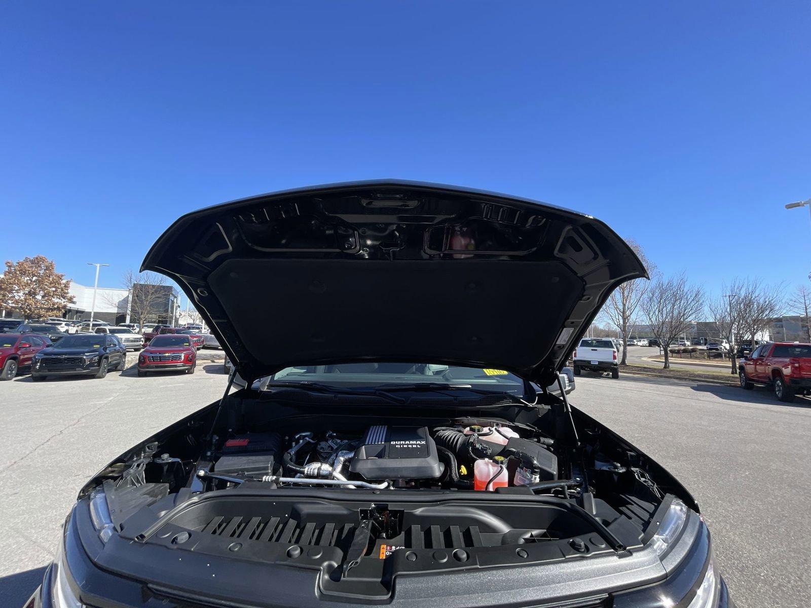 2025 Chevrolet Silverado 1500 Vehicle Photo in BENTONVILLE, AR 72712-4322