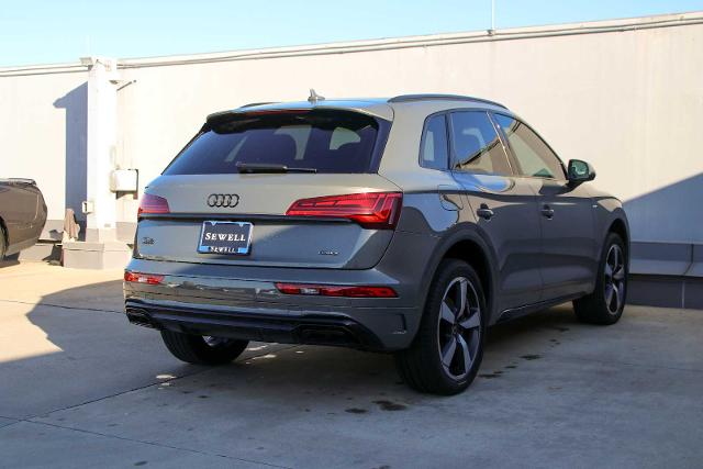 2024 Audi Q5 Vehicle Photo in SUGAR LAND, TX 77478