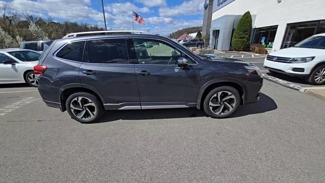 2024 Subaru Forester Vehicle Photo in Pleasant Hills, PA 15236