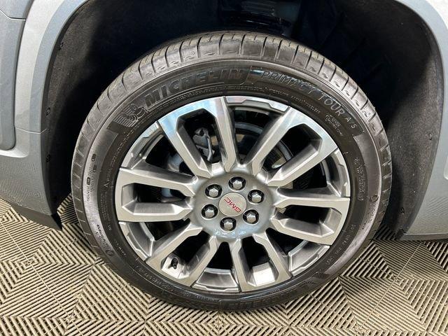2023 GMC Acadia Vehicle Photo in MEDINA, OH 44256-9631