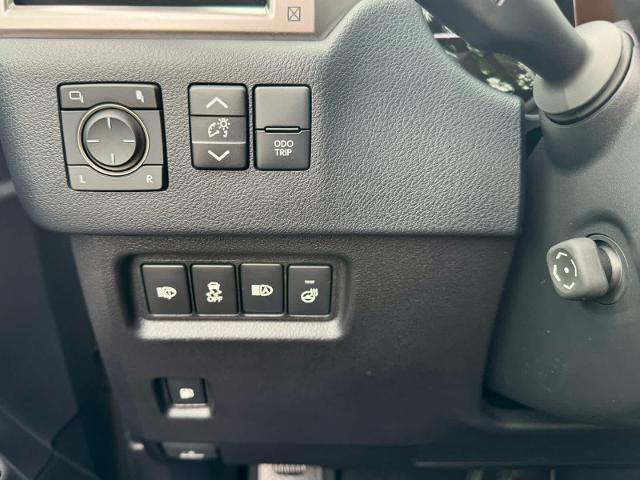 2023 Lexus GX 460 Vehicle Photo in DALLAS, TX 75209-3016