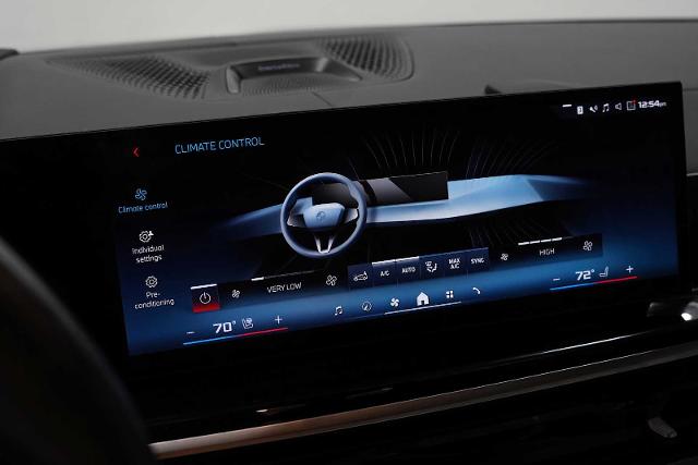 2024 BMW X7 M60i Vehicle Photo in GRAPEVINE, TX 76051