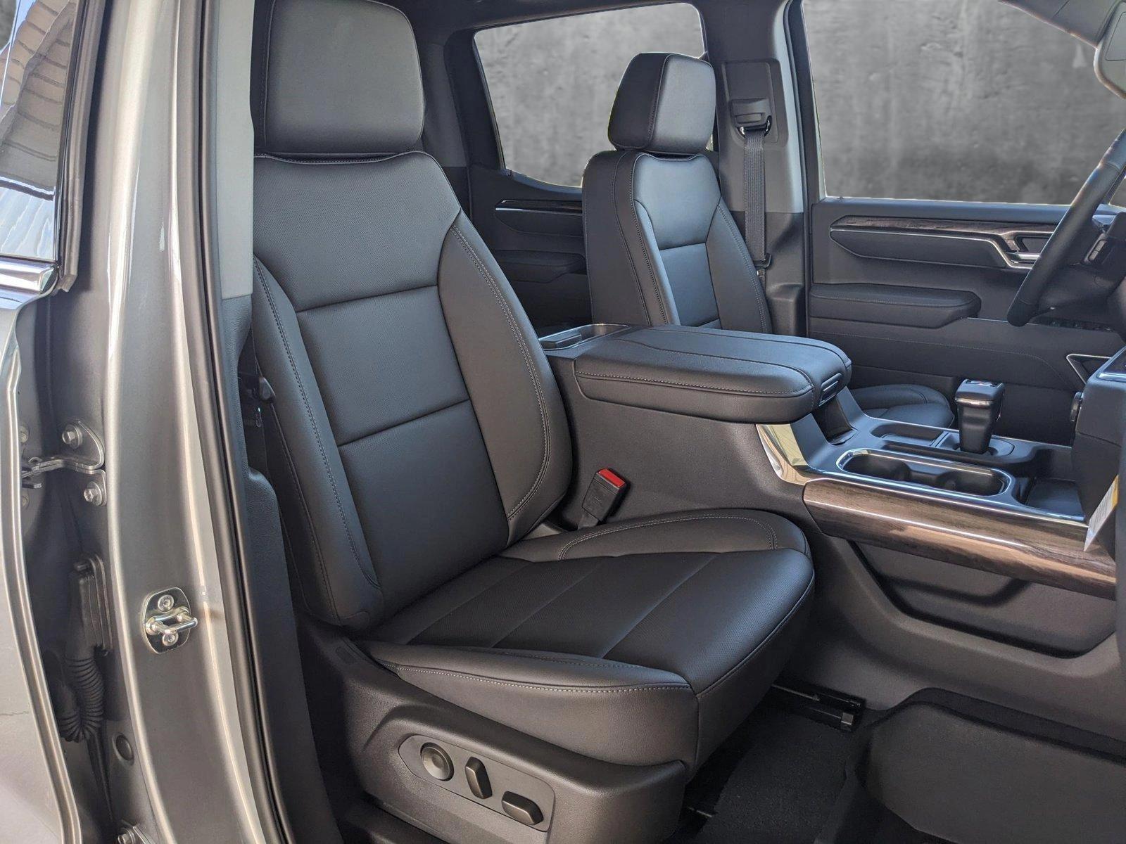 2025 Chevrolet Silverado 1500 Vehicle Photo in HOUSTON, TX 77034-5009