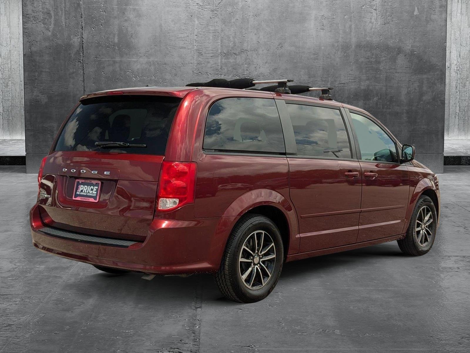 2017 Dodge Grand Caravan Vehicle Photo in St. Petersburg, FL 33713