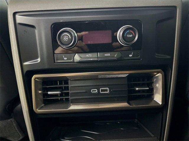 2025 GMC HUMMER EV SUV Vehicle Photo in PUYALLUP, WA 98371-4149