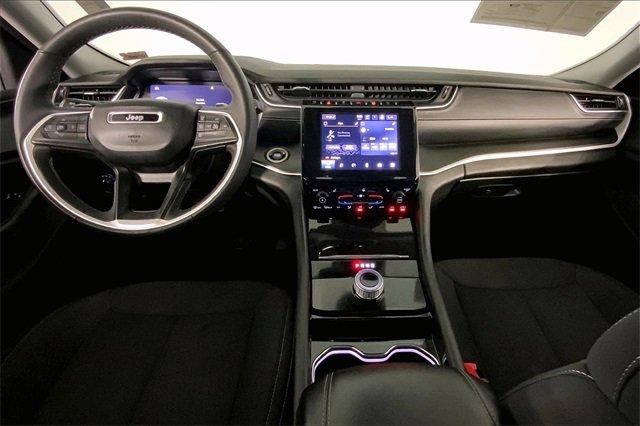 2023 Jeep Grand Cherokee L Vehicle Photo in INDEPENDENCE, MO 64055-1314