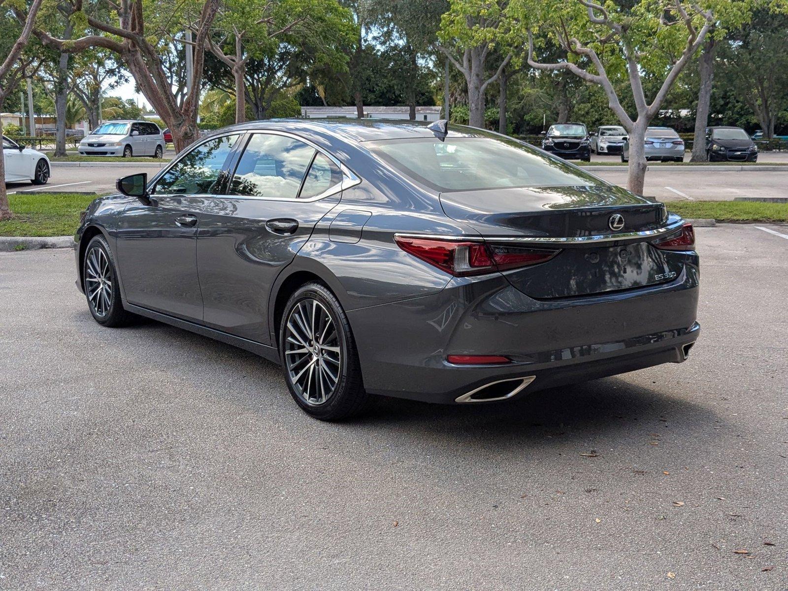 2025 Lexus ES 350 Vehicle Photo in West Palm Beach, FL 33417