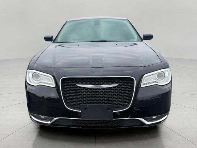 2020 Chrysler 300 Vehicle Photo in Neenah, WI 54956