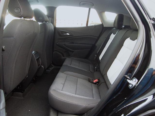 2025 Chevrolet Trax Vehicle Photo in MADISON, IN 47250-1611