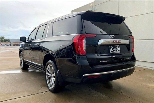 2021 GMC Yukon XL Vehicle Photo in TOPEKA, KS 66609-0000
