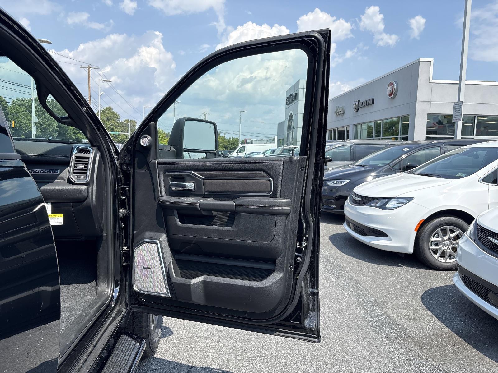 2025 Ram 2500 Vehicle Photo in Mechanicsburg, PA 17050-1707