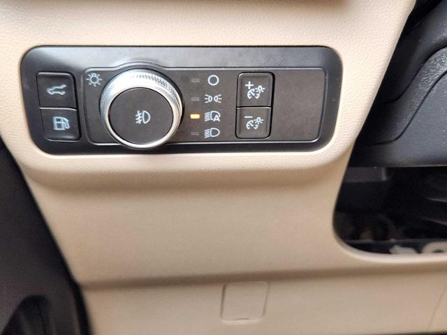 2020 Ford Escape Vehicle Photo in DENTON, TX 76210-9321