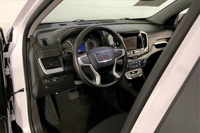 2024 GMC Terrain Vehicle Photo in INDEPENDENCE, MO 64055-1314
