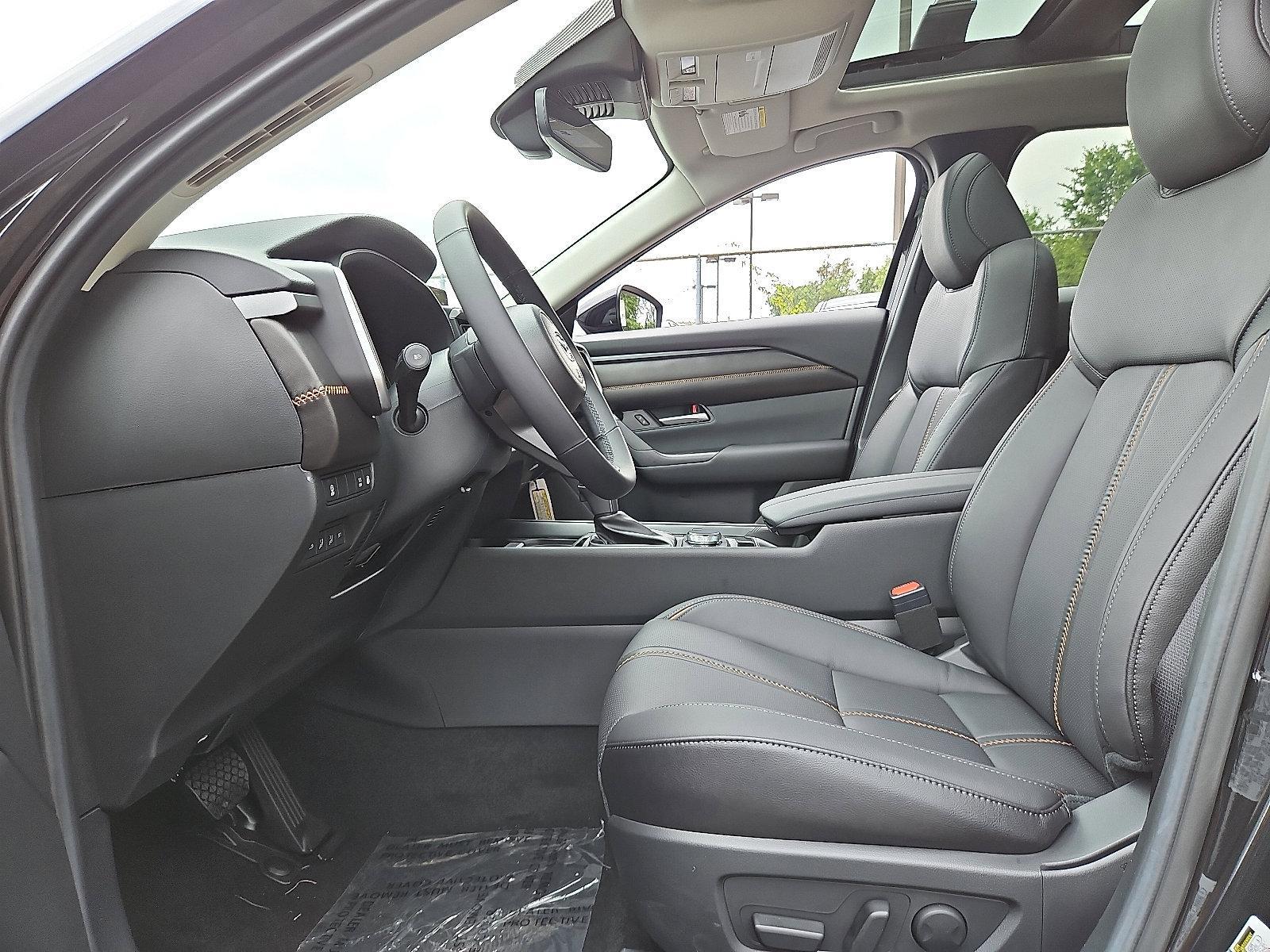 2025 Mazda CX-50 Hybrid Vehicle Photo in Trevose, PA 19053
