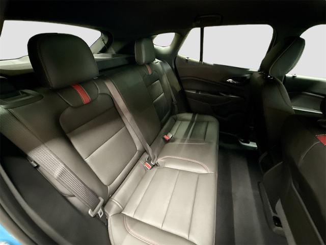 2025 Chevrolet Trax Vehicle Photo in EVERETT, WA 98203-5662