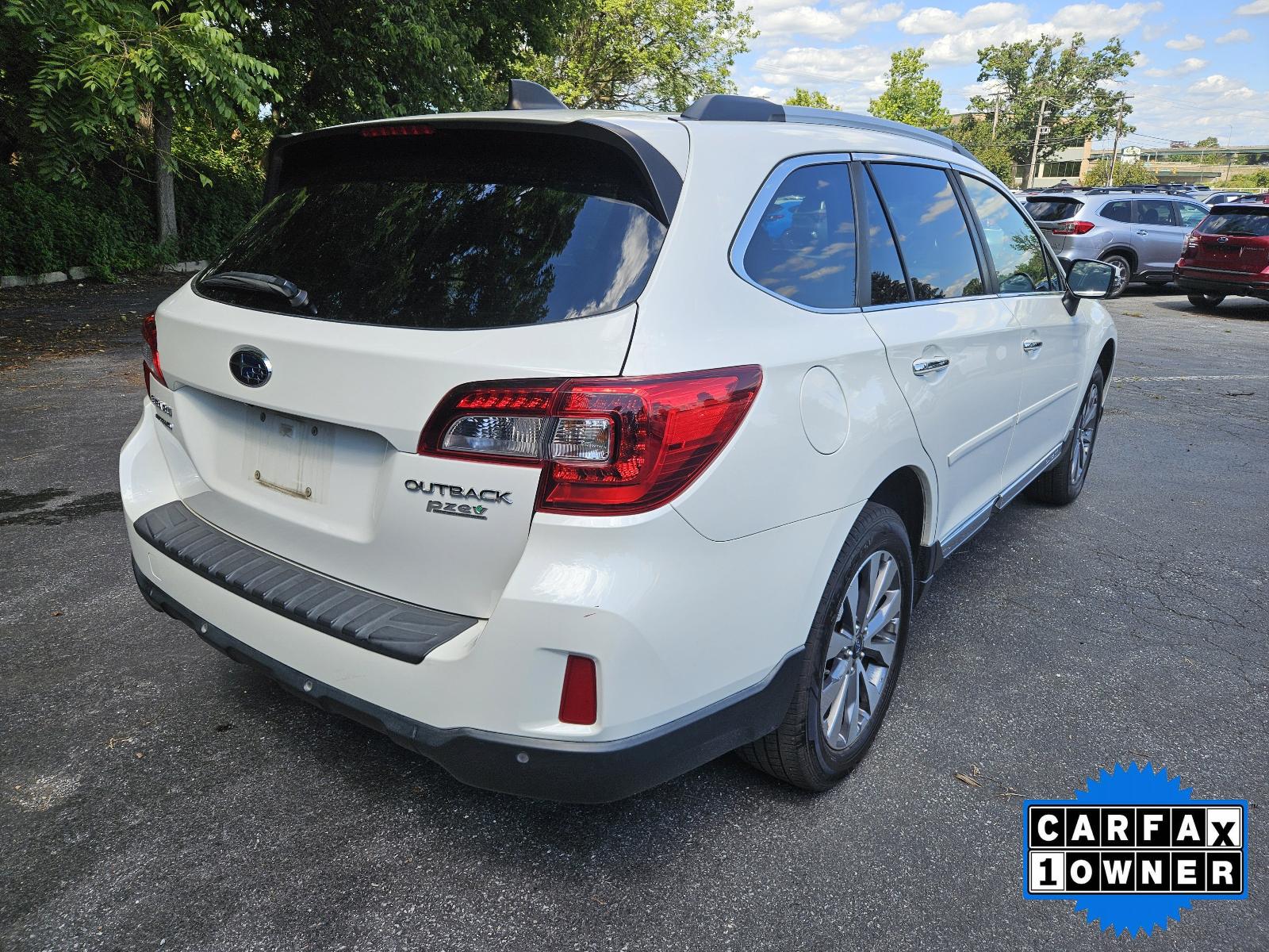 2017 Subaru Outback Vehicle Photo in Harrisburg, PA 17111