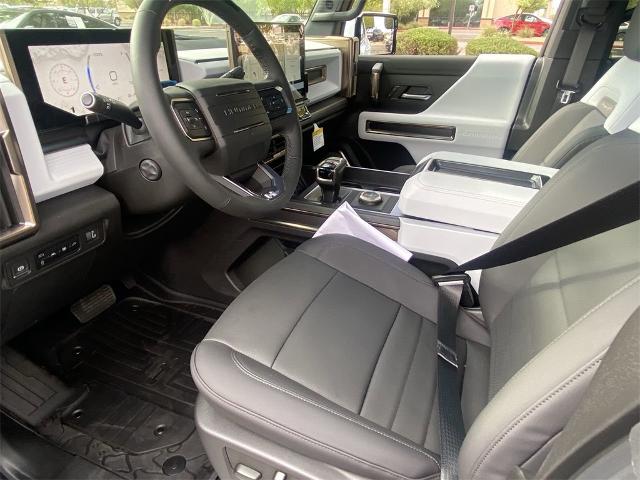 2025 GMC HUMMER EV SUV Vehicle Photo in GOODYEAR, AZ 85338-1310