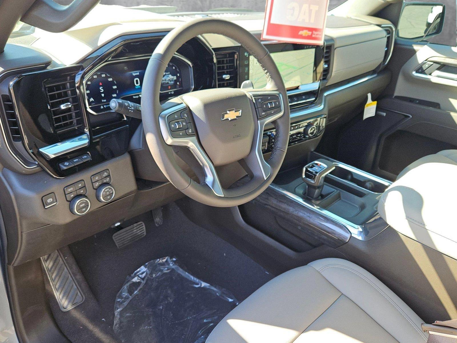 2025 Chevrolet Silverado 1500 Vehicle Photo in MESA, AZ 85206-4395