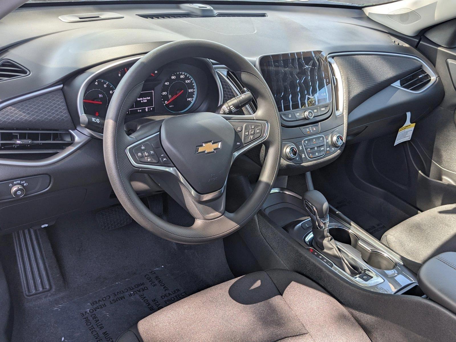 2025 Chevrolet Malibu Vehicle Photo in MIAMI, FL 33172-3015