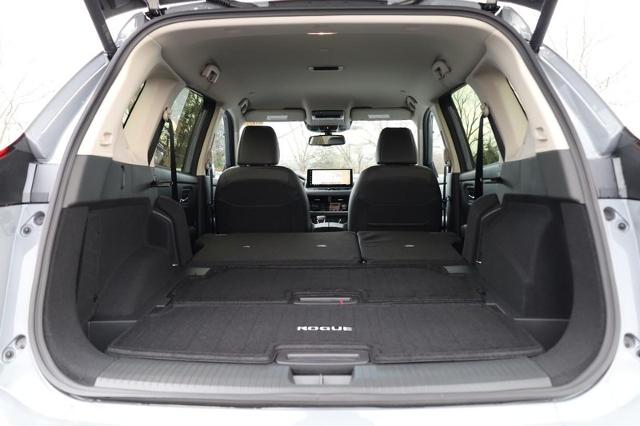 2025 Nissan Rogue Vehicle Photo in Ballwin, MO 63011