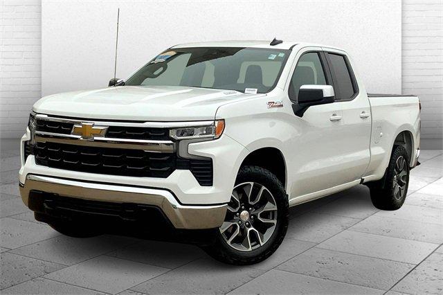 2023 Chevrolet Silverado 1500 Vehicle Photo in TOPEKA, KS 66609-0000