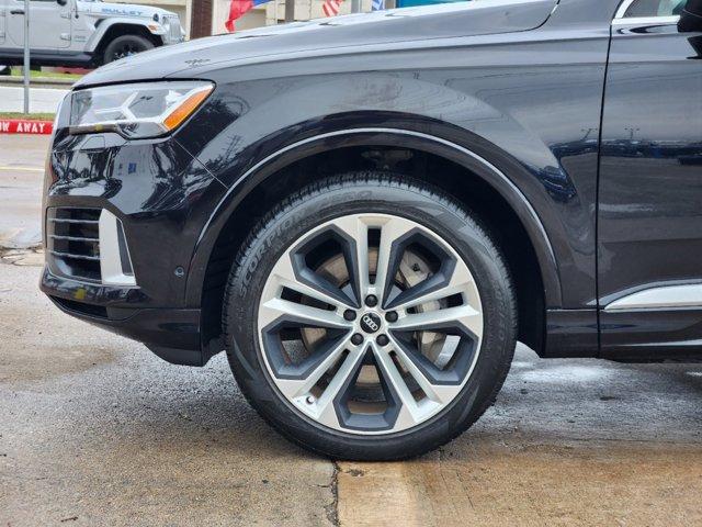 2021 Audi Q7 Vehicle Photo in SUGAR LAND, TX 77478-0000