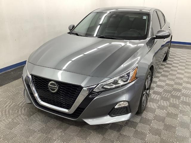 Used 2021 Nissan Altima SV with VIN 1N4BL4DV0MN412351 for sale in Kansas City