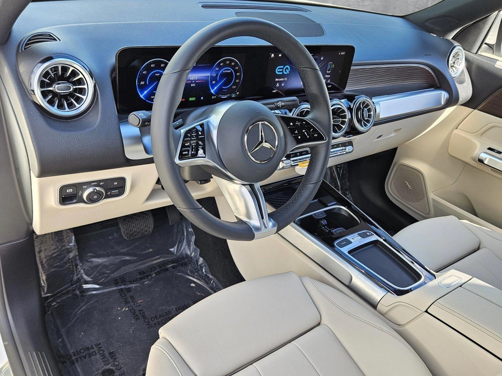 2024 Mercedes-Benz EQB Vehicle Photo in Pembroke Pines , FL 33027