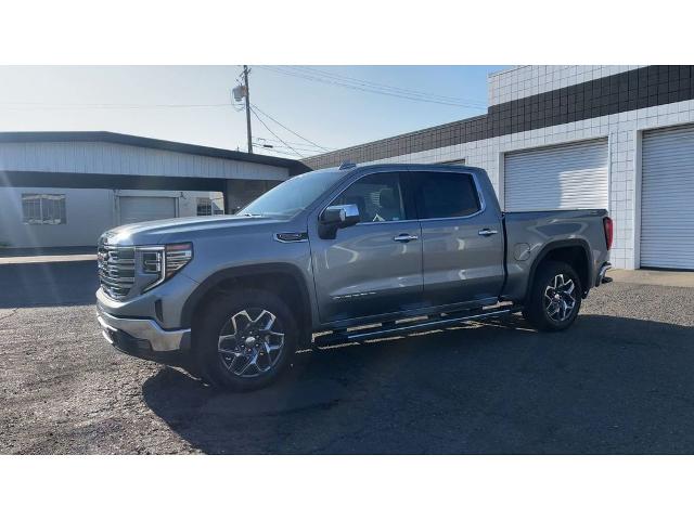 2025 GMC Sierra 1500 Vehicle Photo in TURLOCK, CA 95380-4918