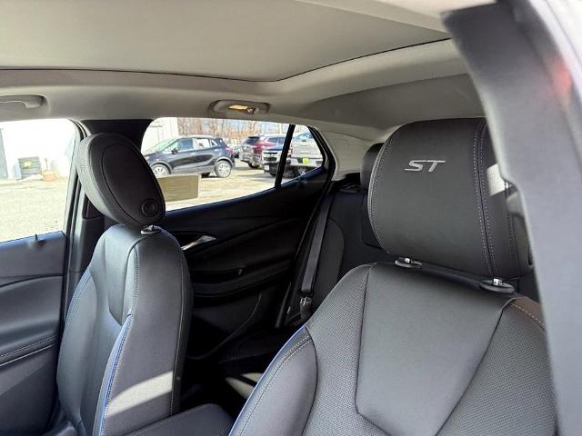 2025 Buick Encore GX Vehicle Photo in CHICOPEE, MA 01020-5001