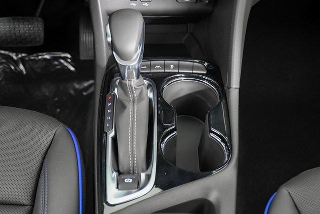 2025 Buick Encore GX Vehicle Photo in PUYALLUP, WA 98371-4149