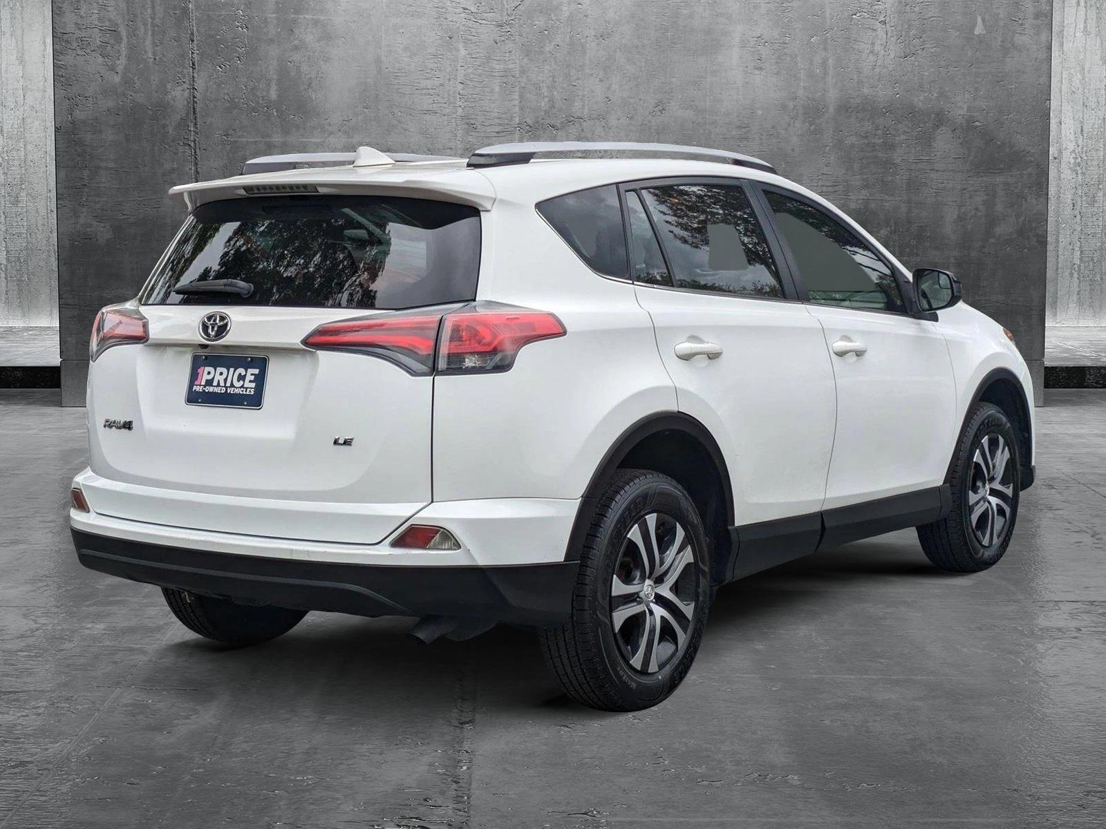 2016 Toyota RAV4 Vehicle Photo in GREENACRES, FL 33463-3207