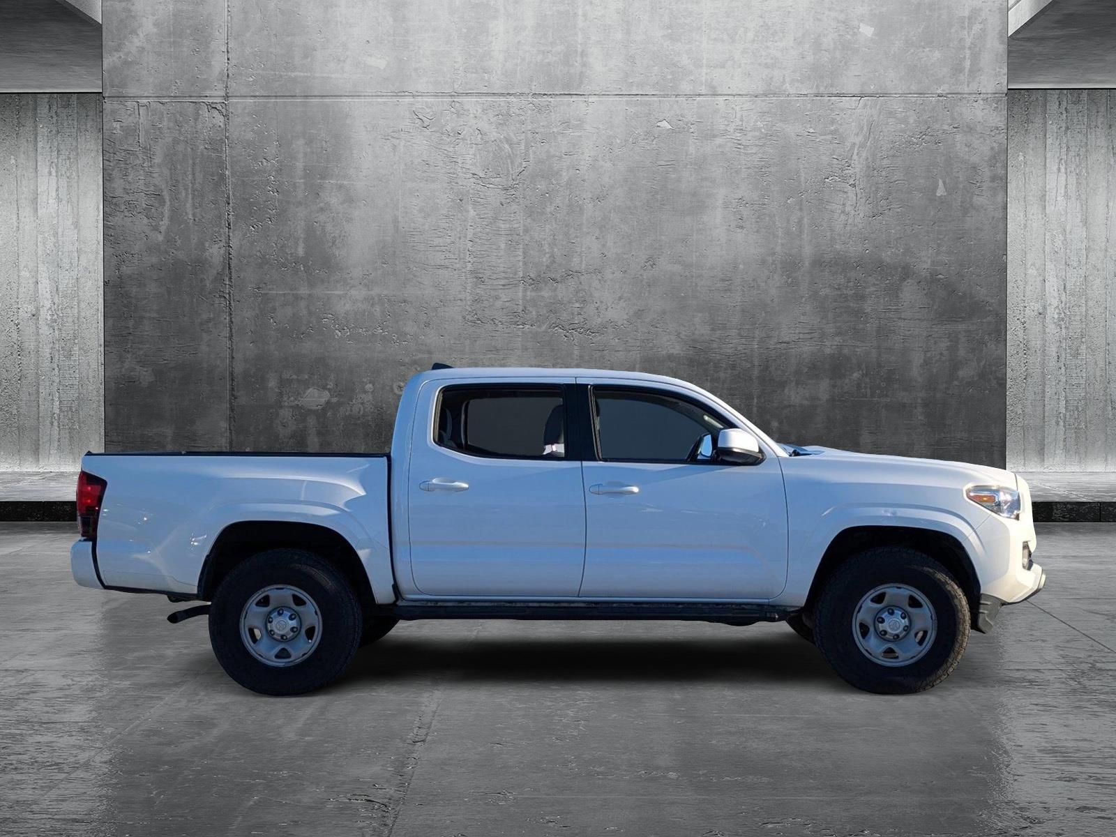 2019 Toyota Tacoma 2WD Vehicle Photo in Ft. Myers, FL 33907