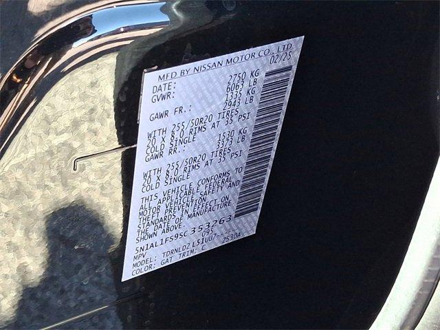 2025 INFINITI QX60 Vehicle Photo in Willow Grove, PA 19090