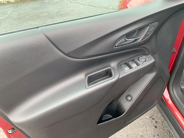 2019 Chevrolet Equinox Vehicle Photo in MOON TOWNSHIP, PA 15108-2571
